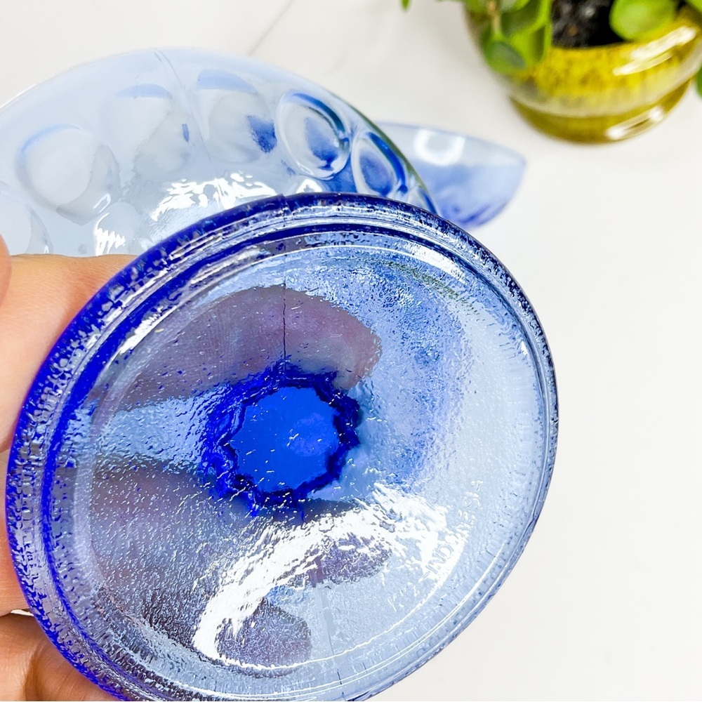Set of 4 Vintage Blue Glass Dessert Bowls - Picture 6 of 7